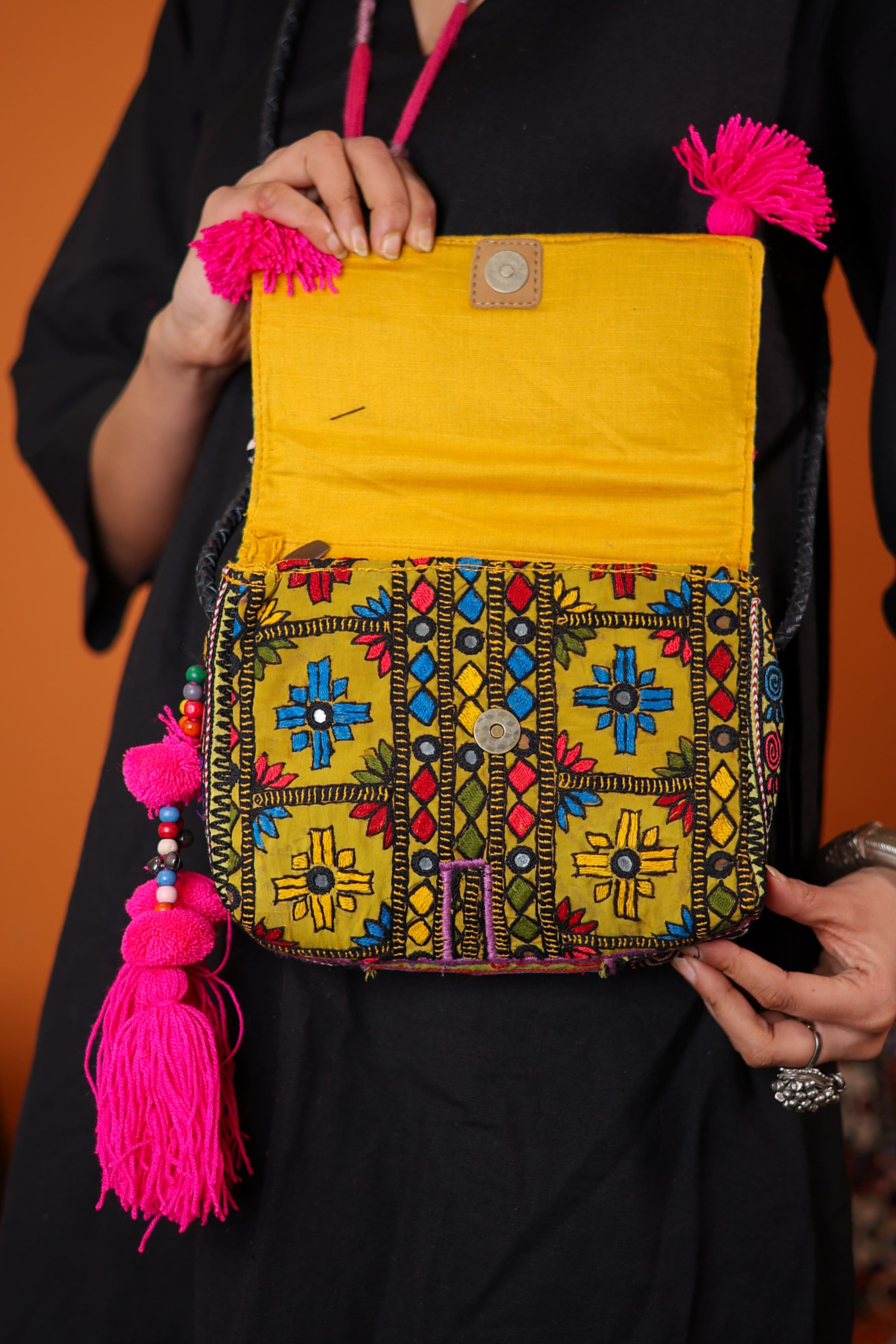 Zulfi - Balochi Sling Bag