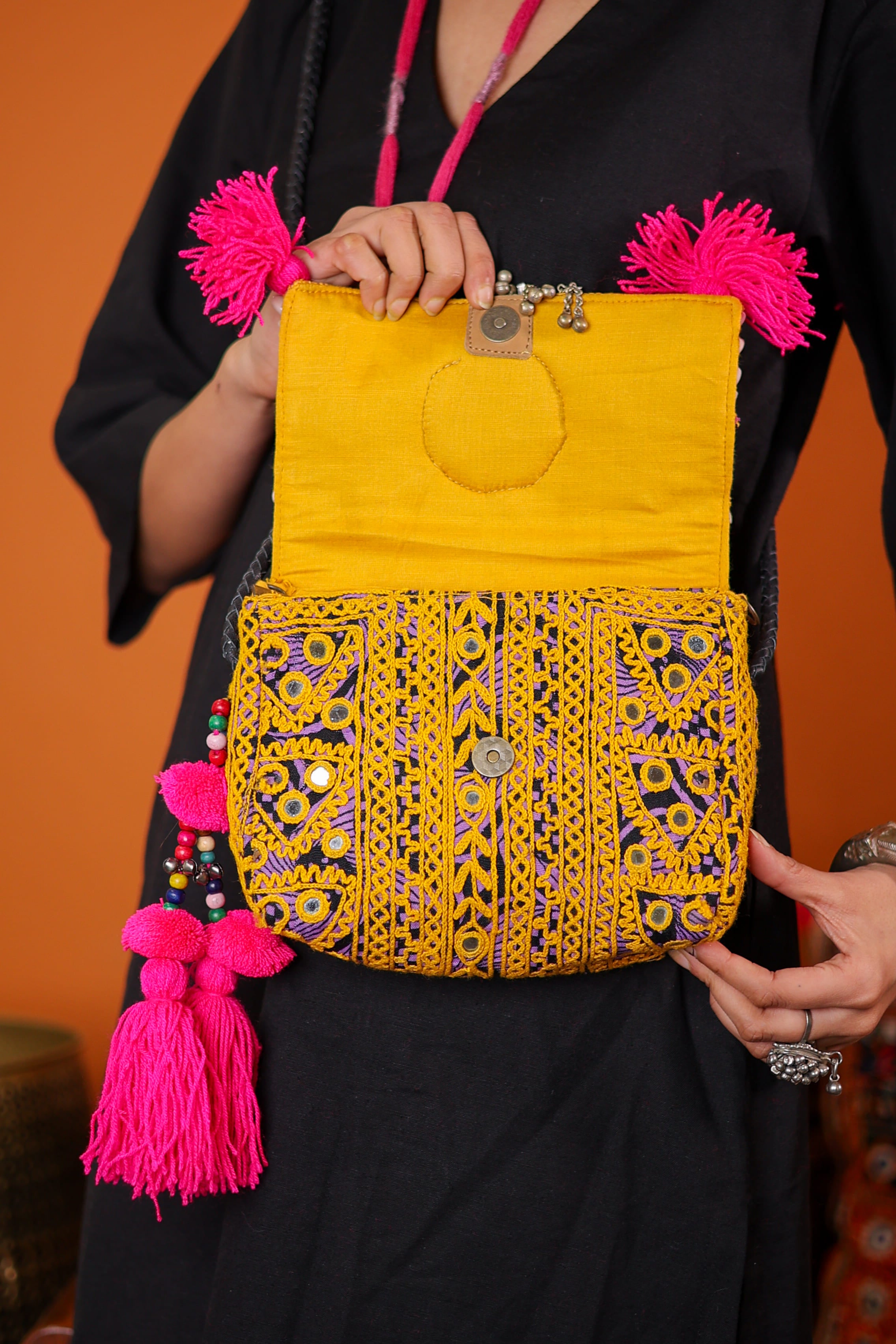 Saanjh - Balochi Sling Bag