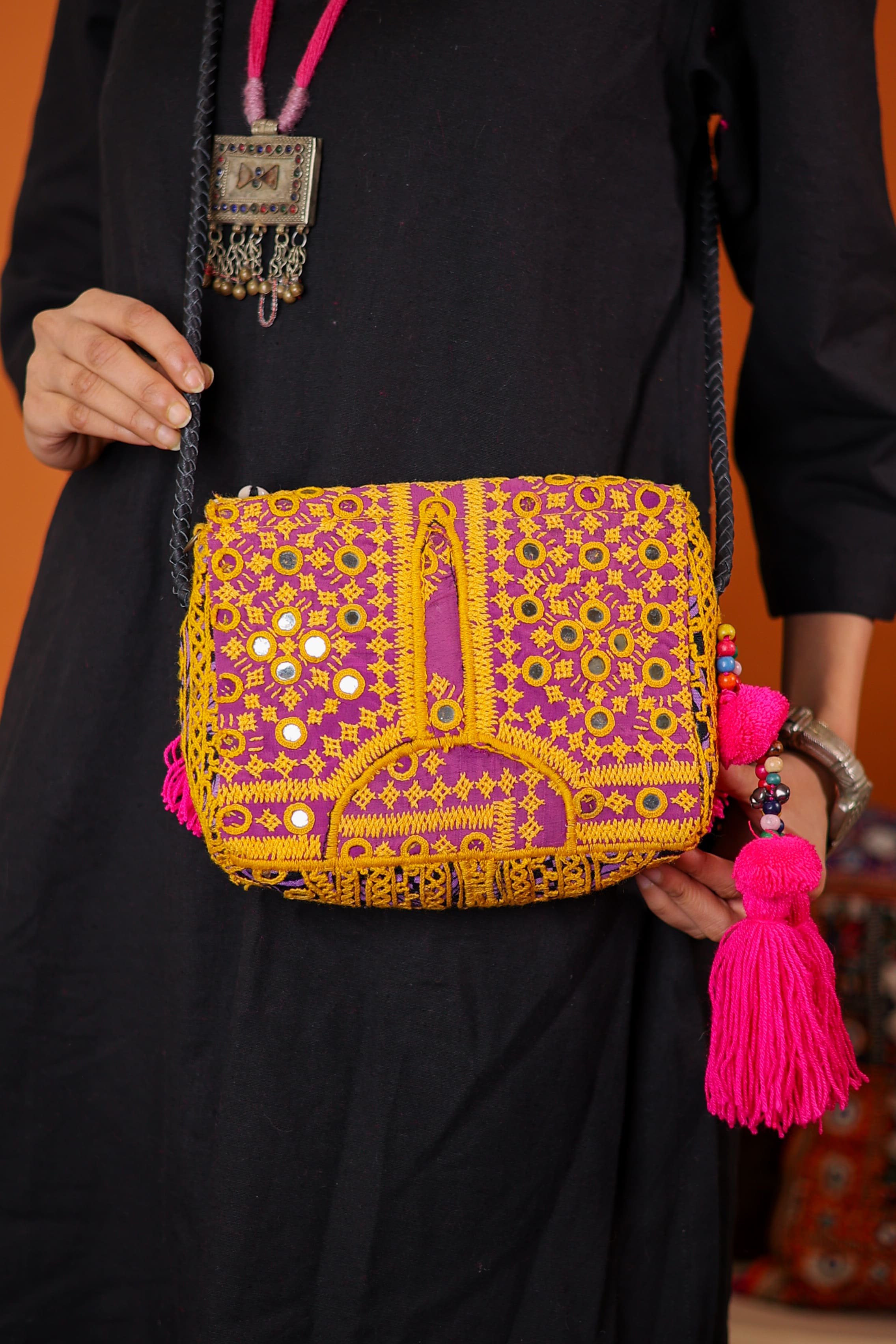 Saanjh - Balochi Sling Bag