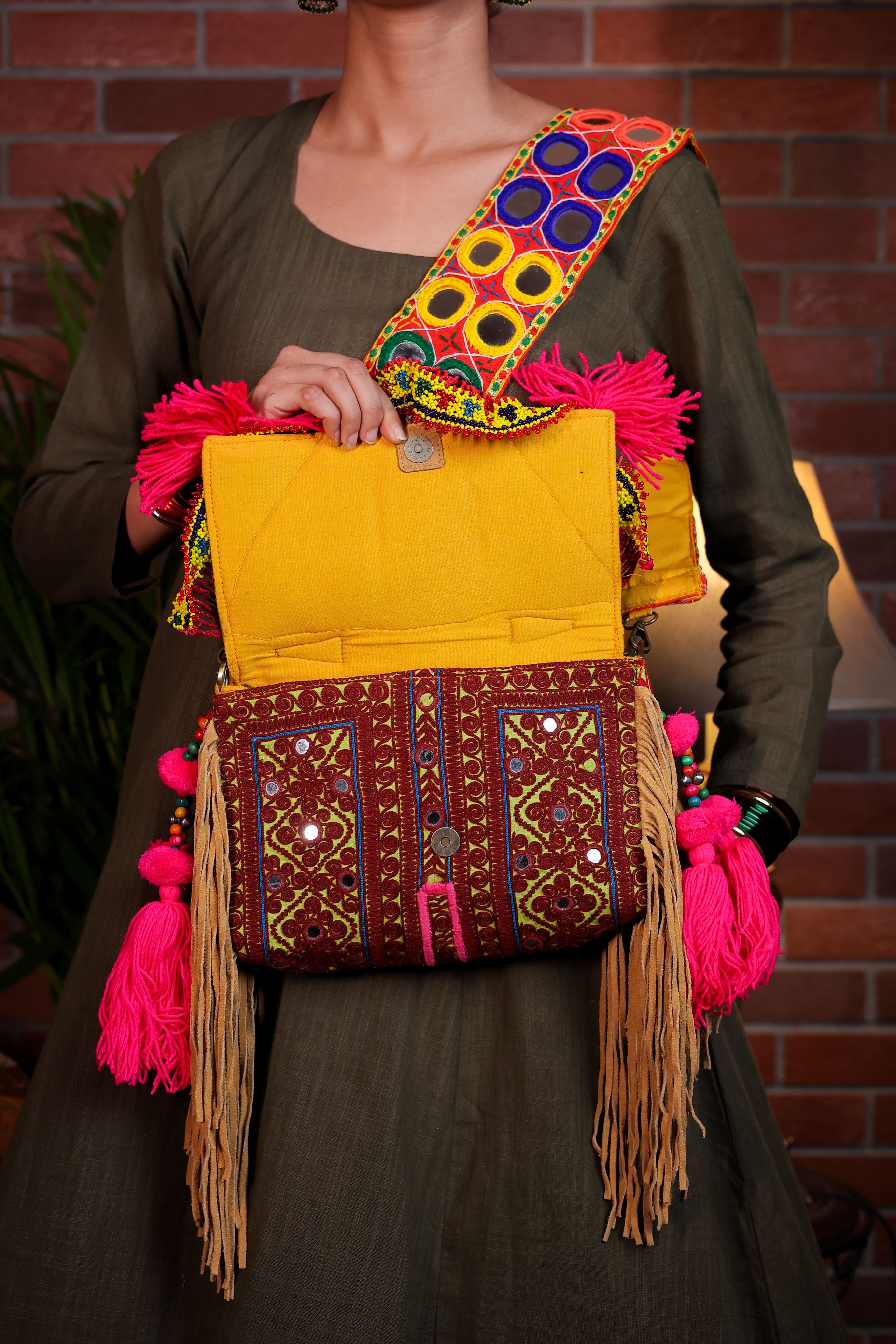 Gulnaar - Mirror Strap Bag