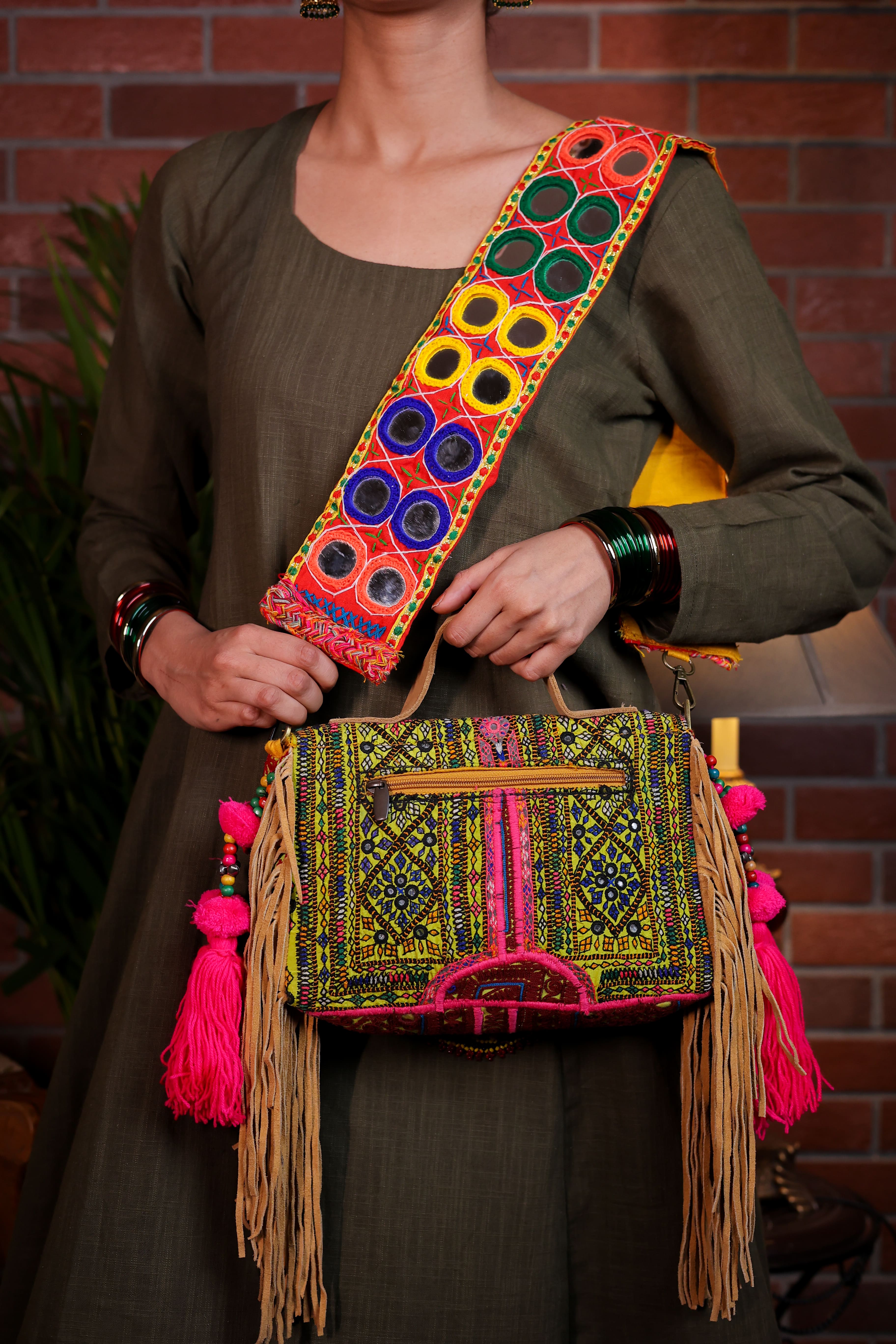 Gulnaar - Mirror Strap Bag