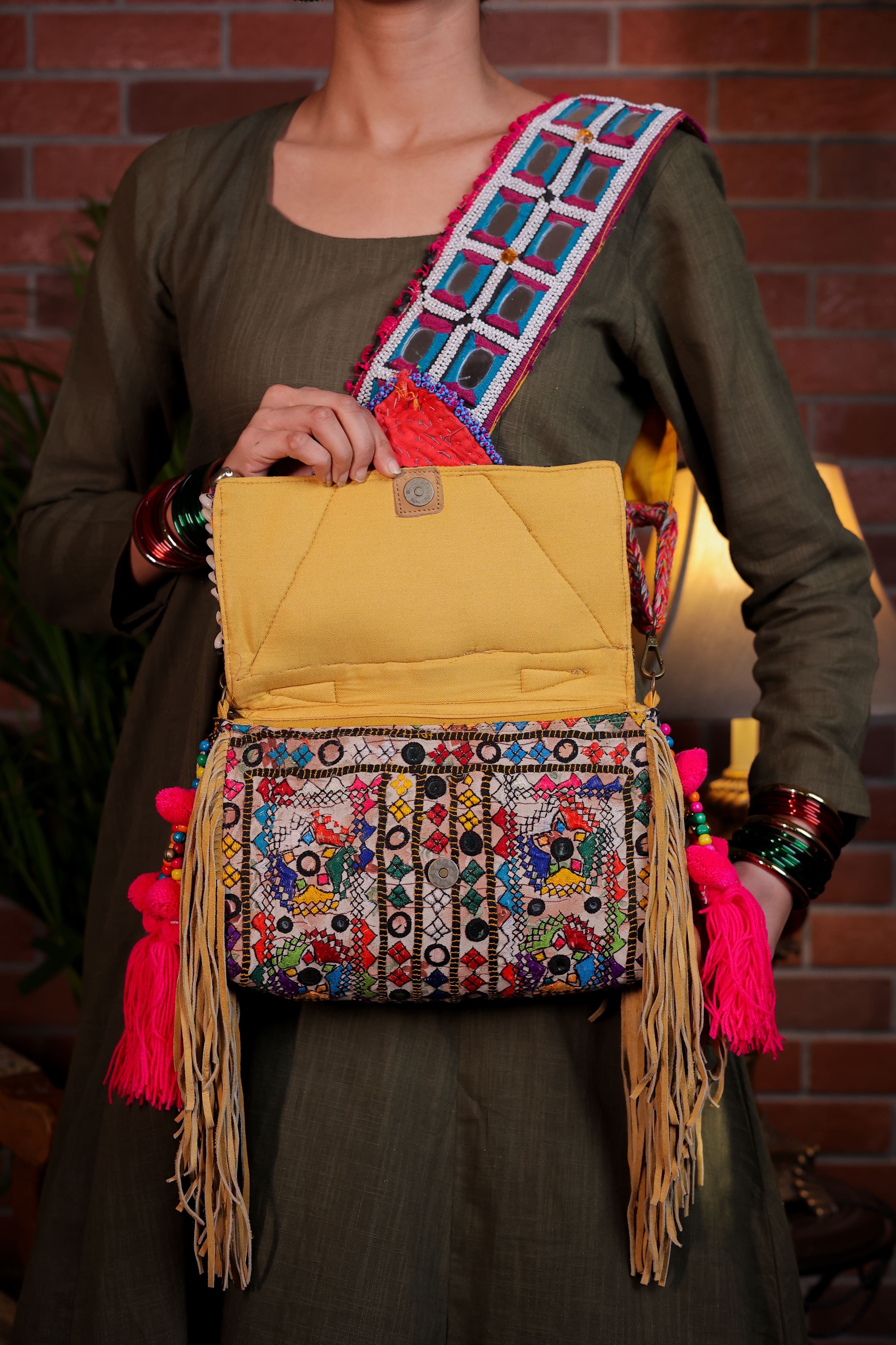 Sabreen - Mirror Strap Bag