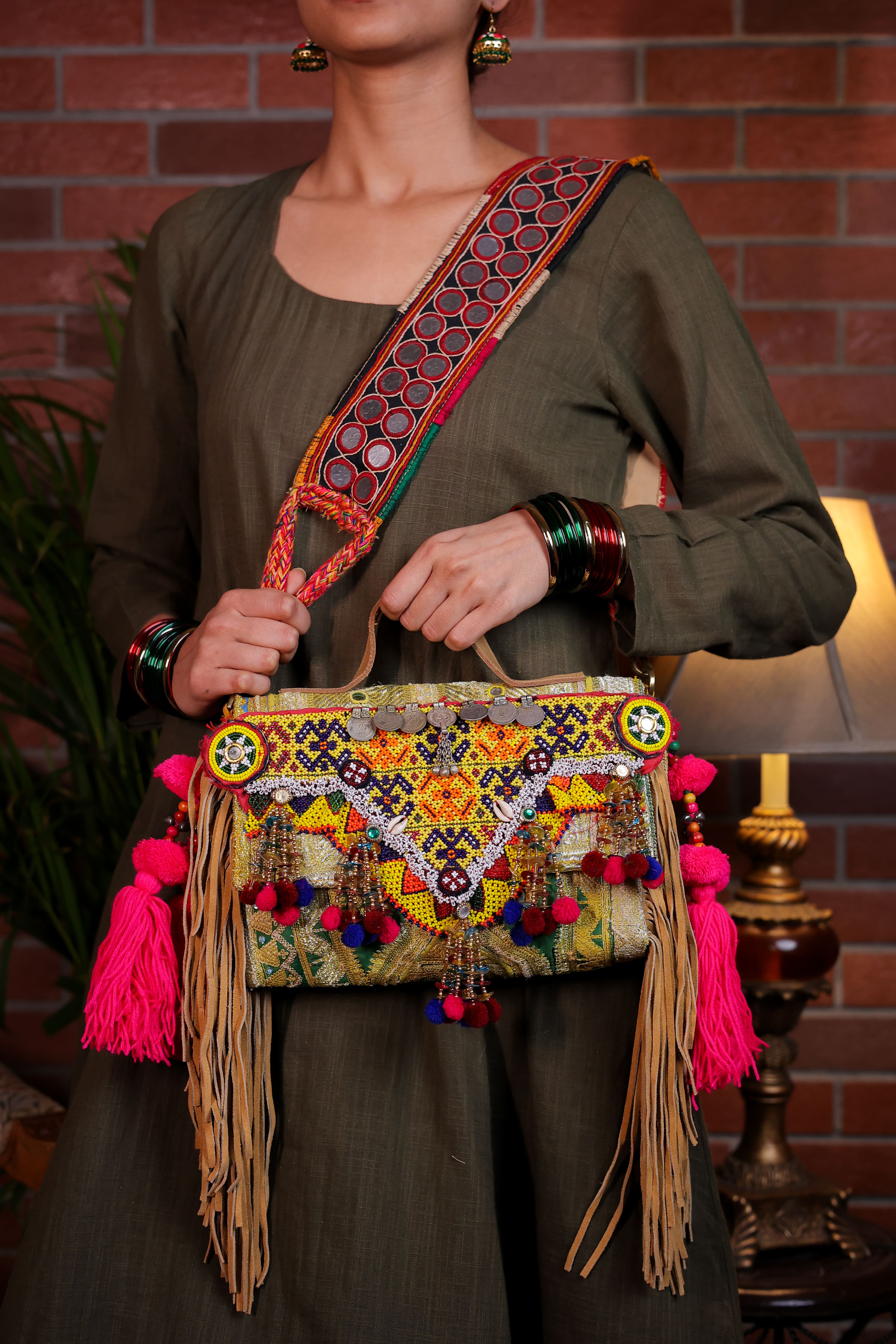 Manisa - Mirror Strap Bag