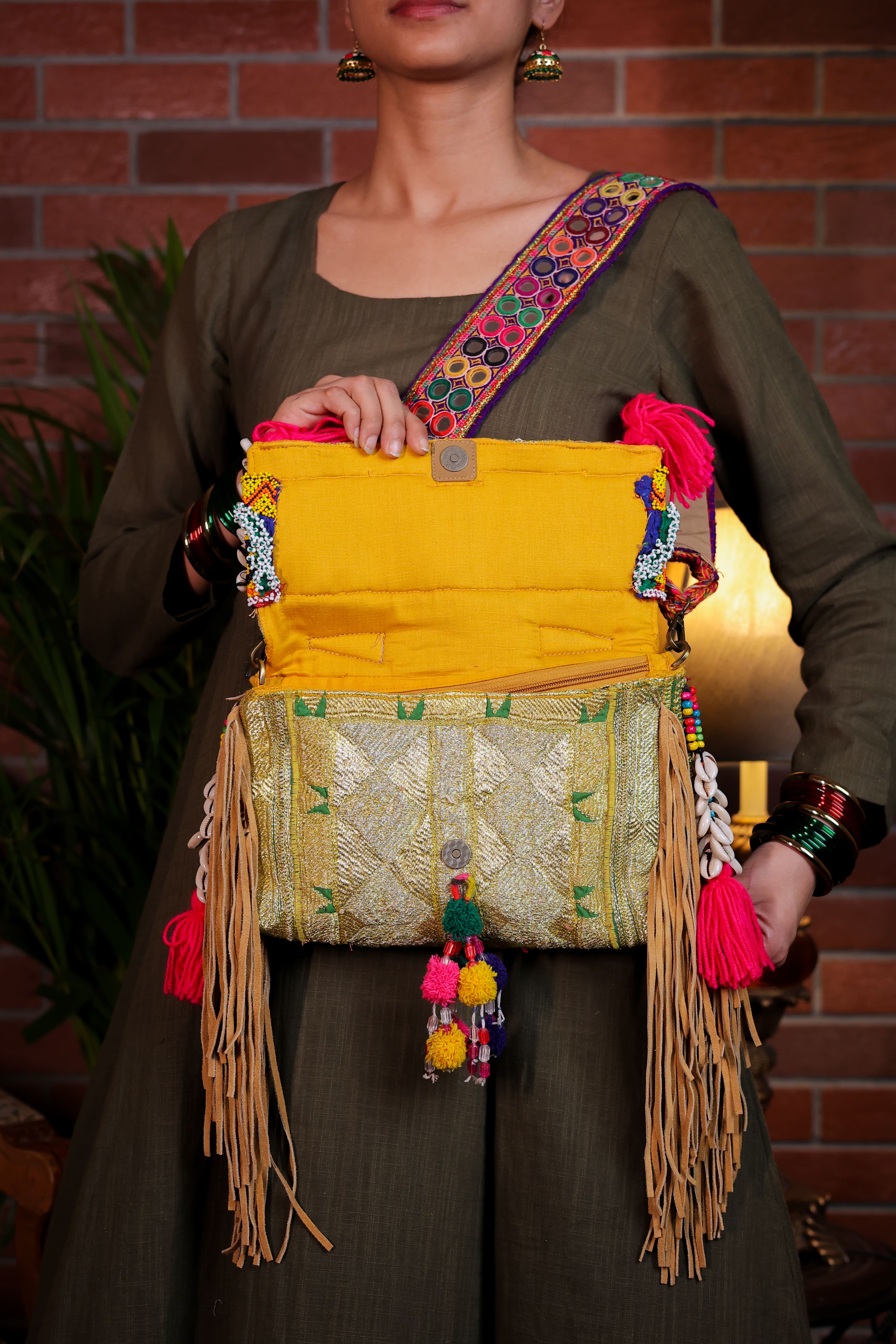 Zarnoor - Mirror Strap Bag