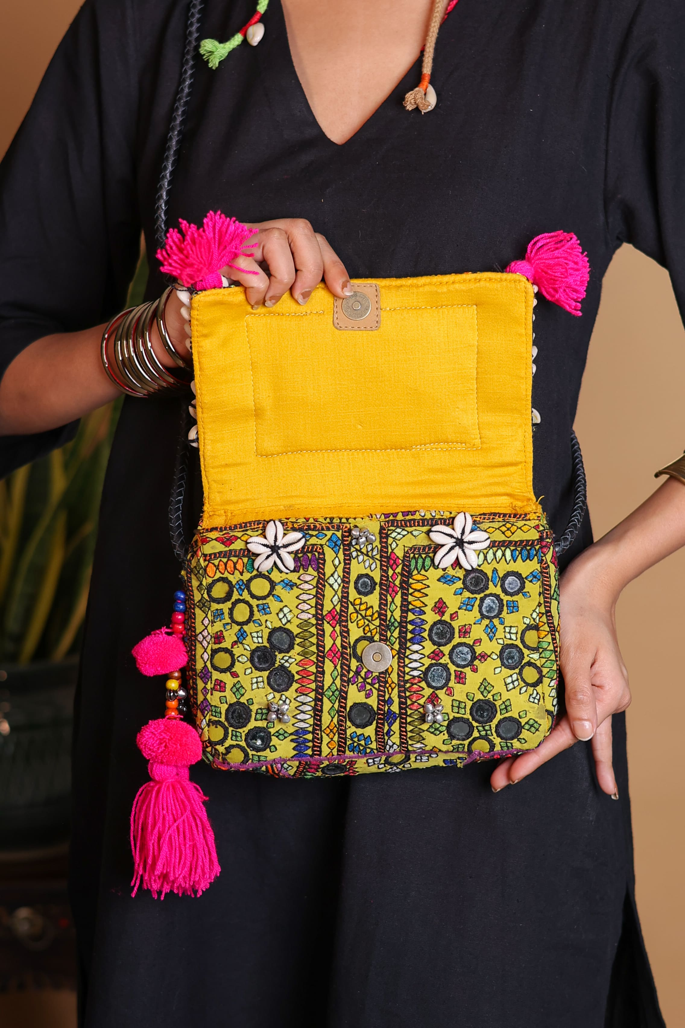 Sunheri - Balochi Sling Bag